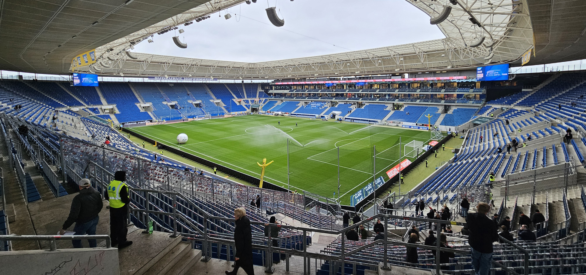0 leeresstadion
